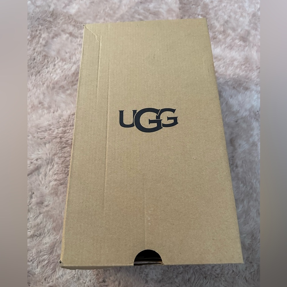 Ugg Slides - image 8